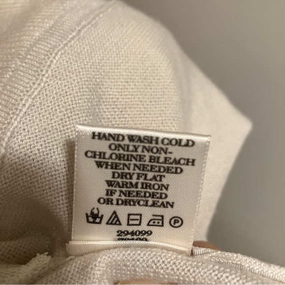 Ann Taylor Cream Wool Blend Cardigan With Pearl and Tulle Embellished Front Sz L - Picture 6 of 6